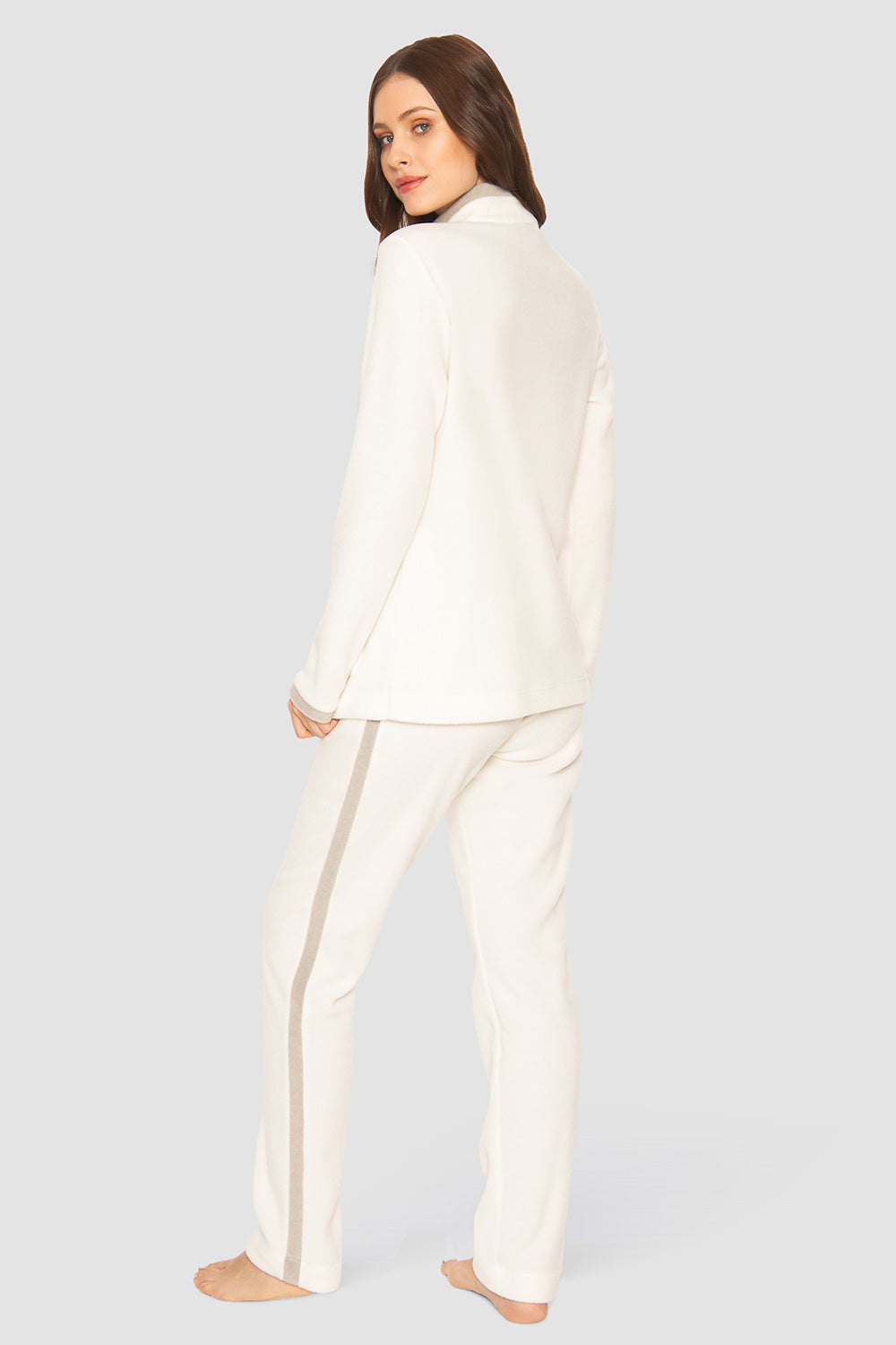 Rückansicht von Féraud Hausanzug