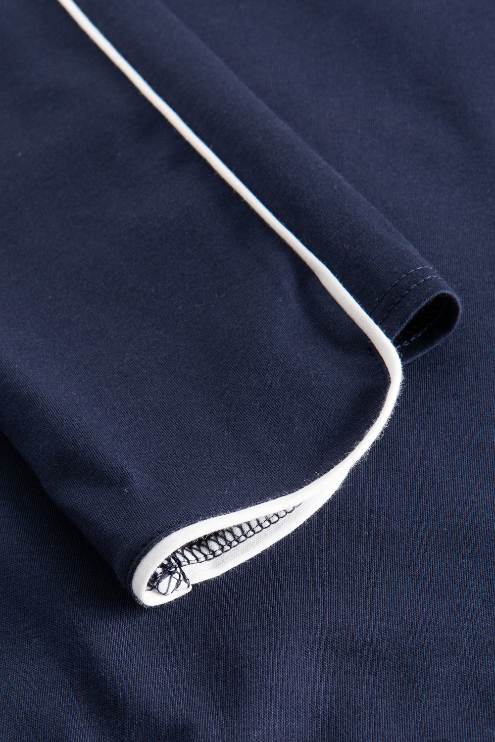 Ganzkörperbild von Féraud Pyjama Lang