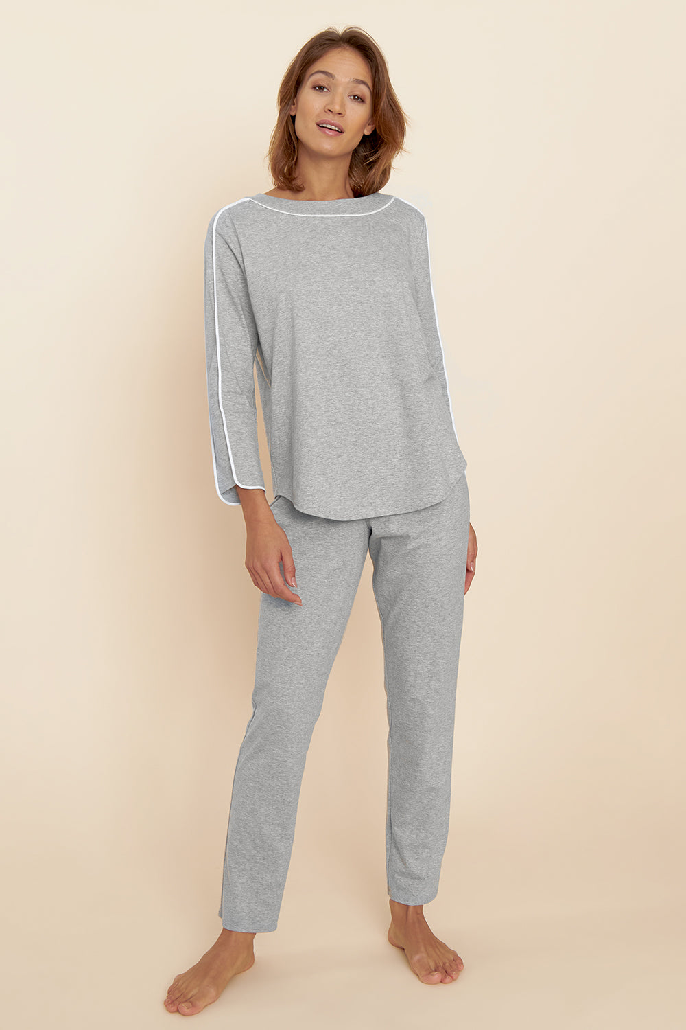 Frontalbild von Féraud Pyjama Lang