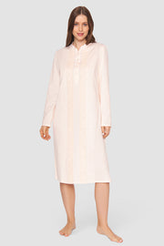 Frontalbild von Féraud Nachthemd Langarm