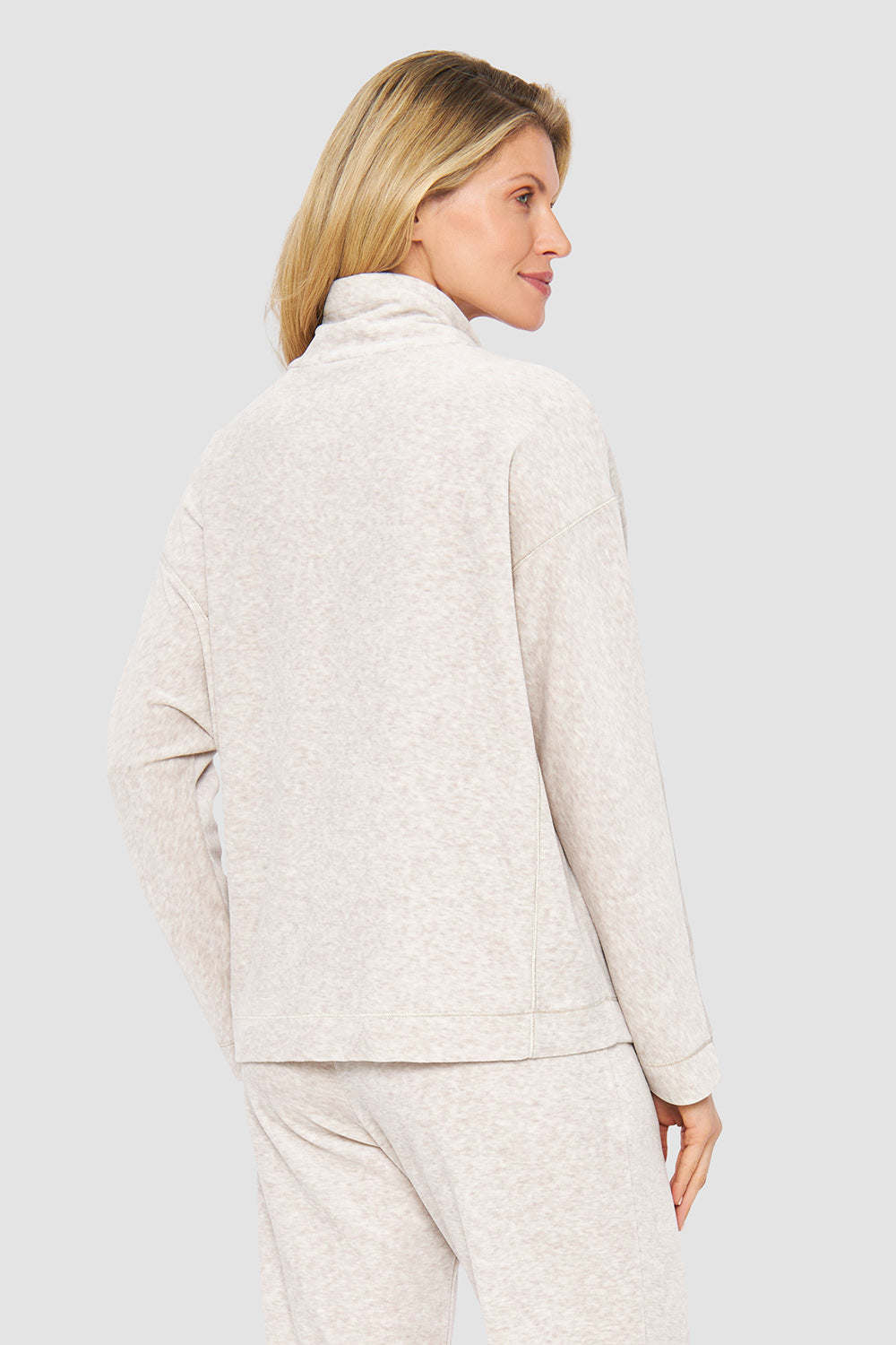 Rückansicht von Féraud Hausanzug