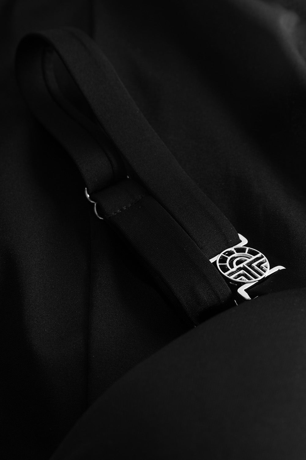 Ganzkörperbild von Féraud Badeanzug